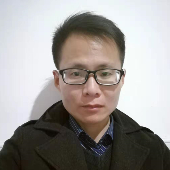 谭平